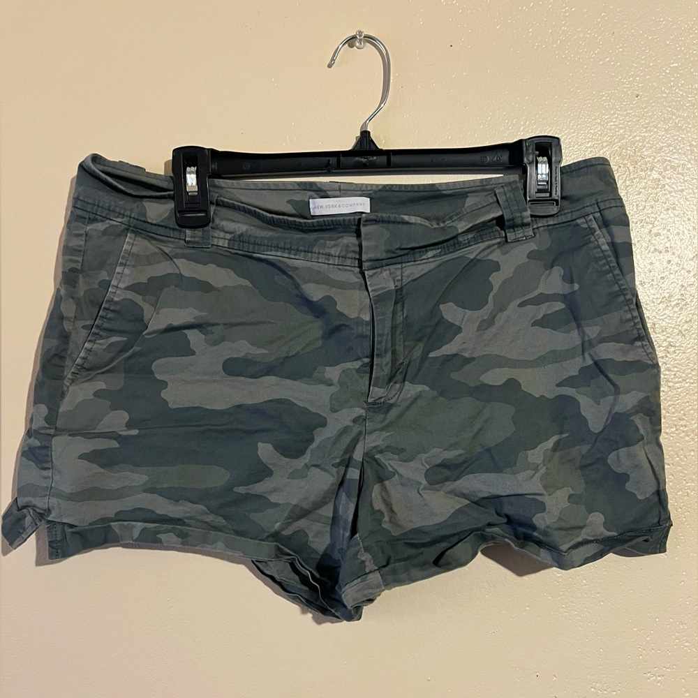 New York & Company Army Print Shorts